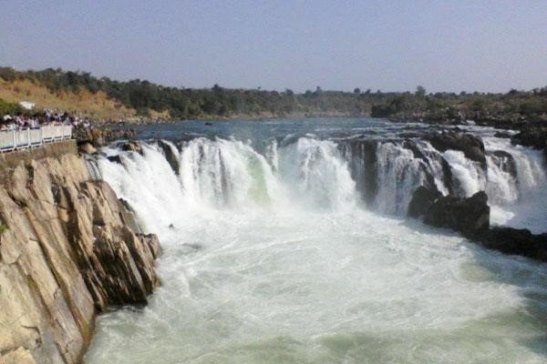 Marble Rocks Boat Ride - top attraction in Bhedaghat